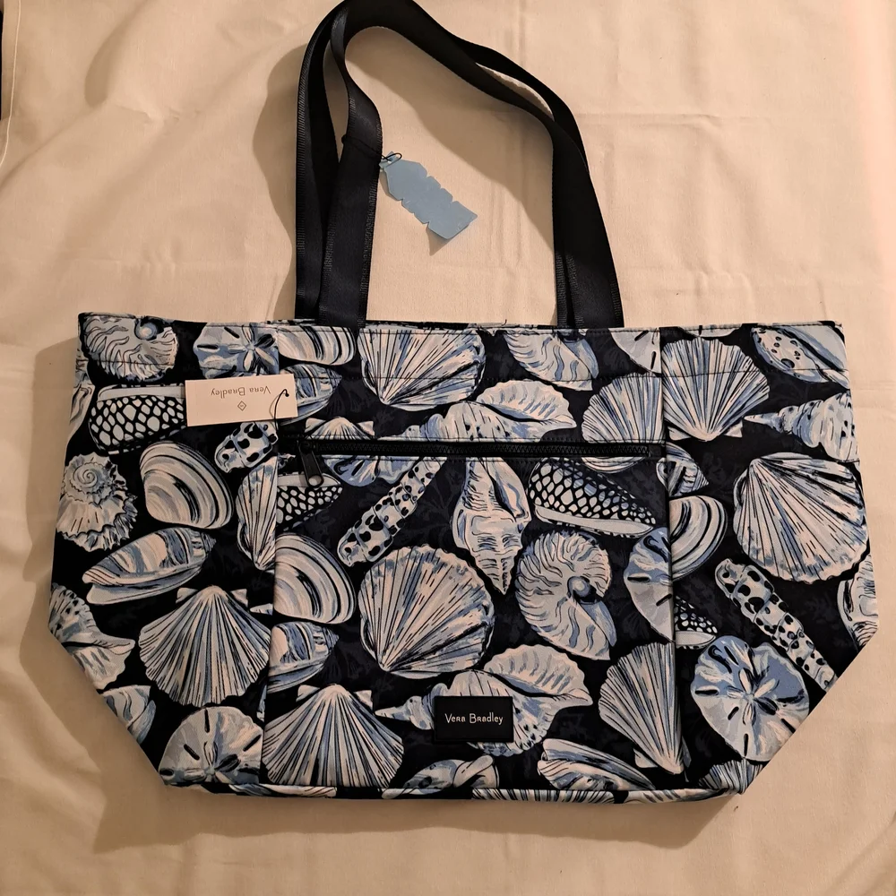 Vera Bradley Morning Shells Pattern Blue Seashell Tote - Picture 10 of 15